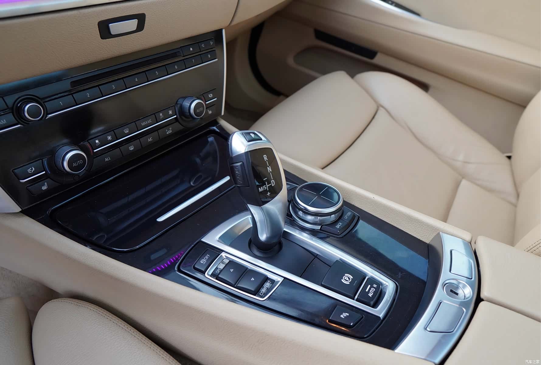 BMW 5 Series, 2013 22