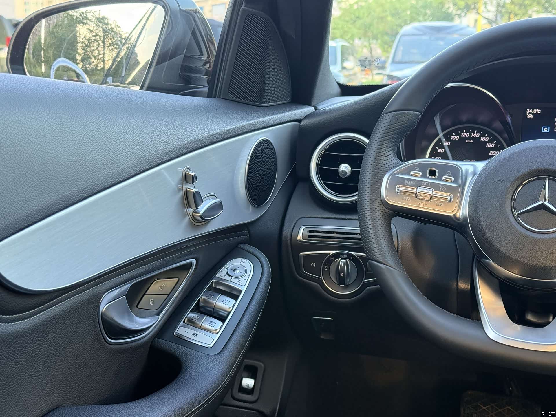 Mercedes-Benz C-Class, 2019 13