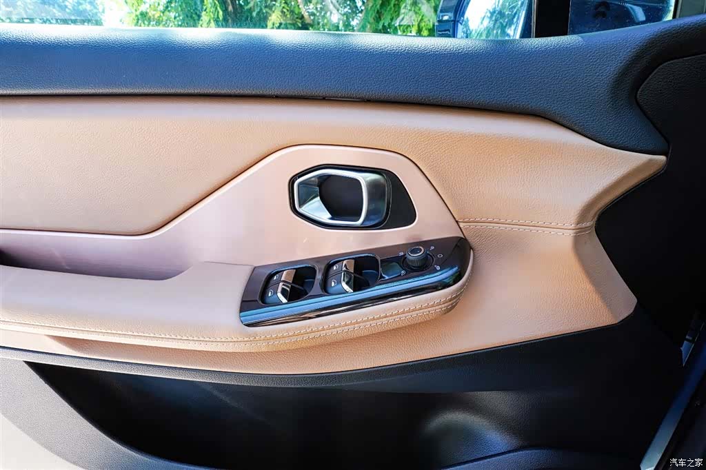 NIO ES8, 2018 15