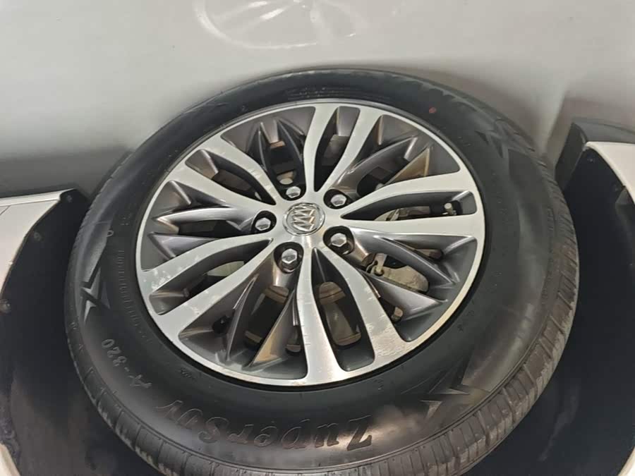 Buick GL8 2018, фото 23