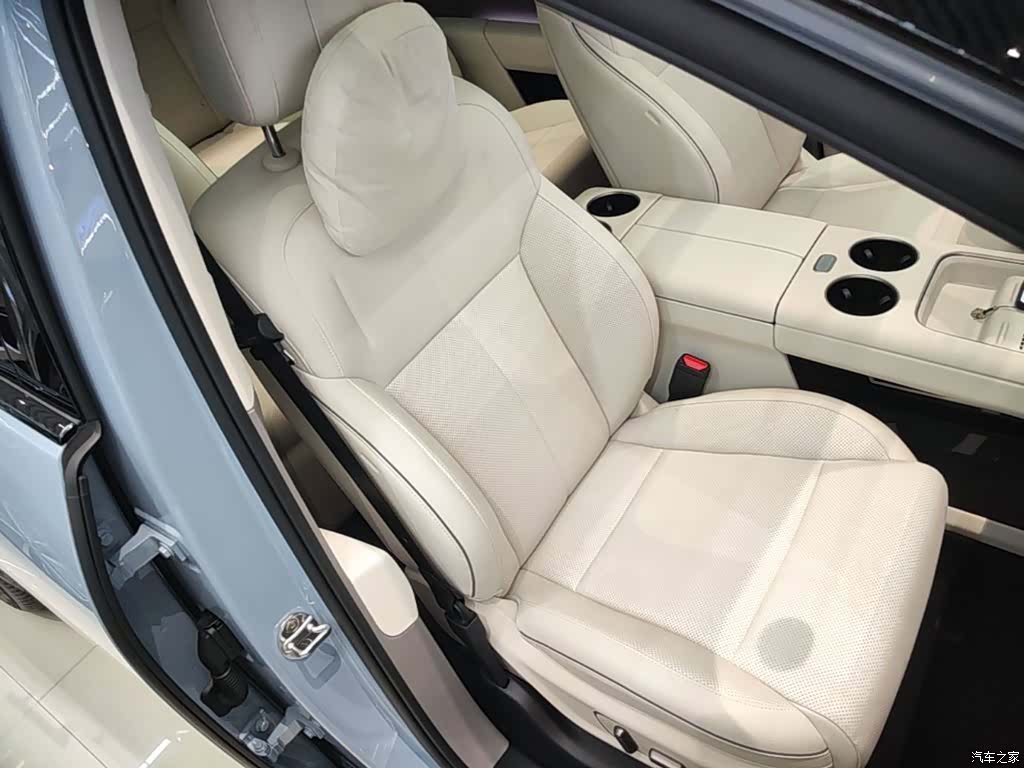 Li Auto i8, 2025 20