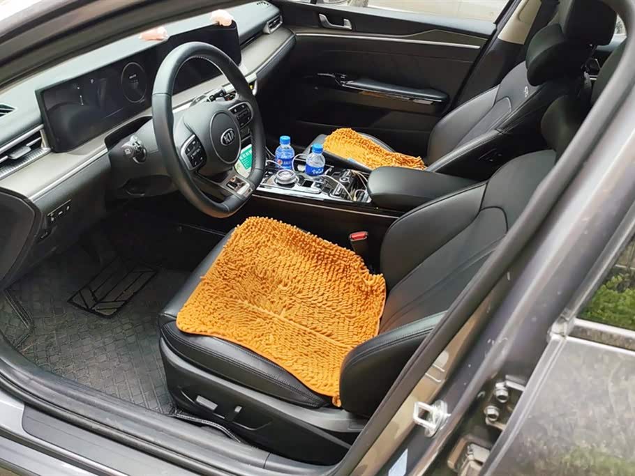 Kia K5 Kia K5