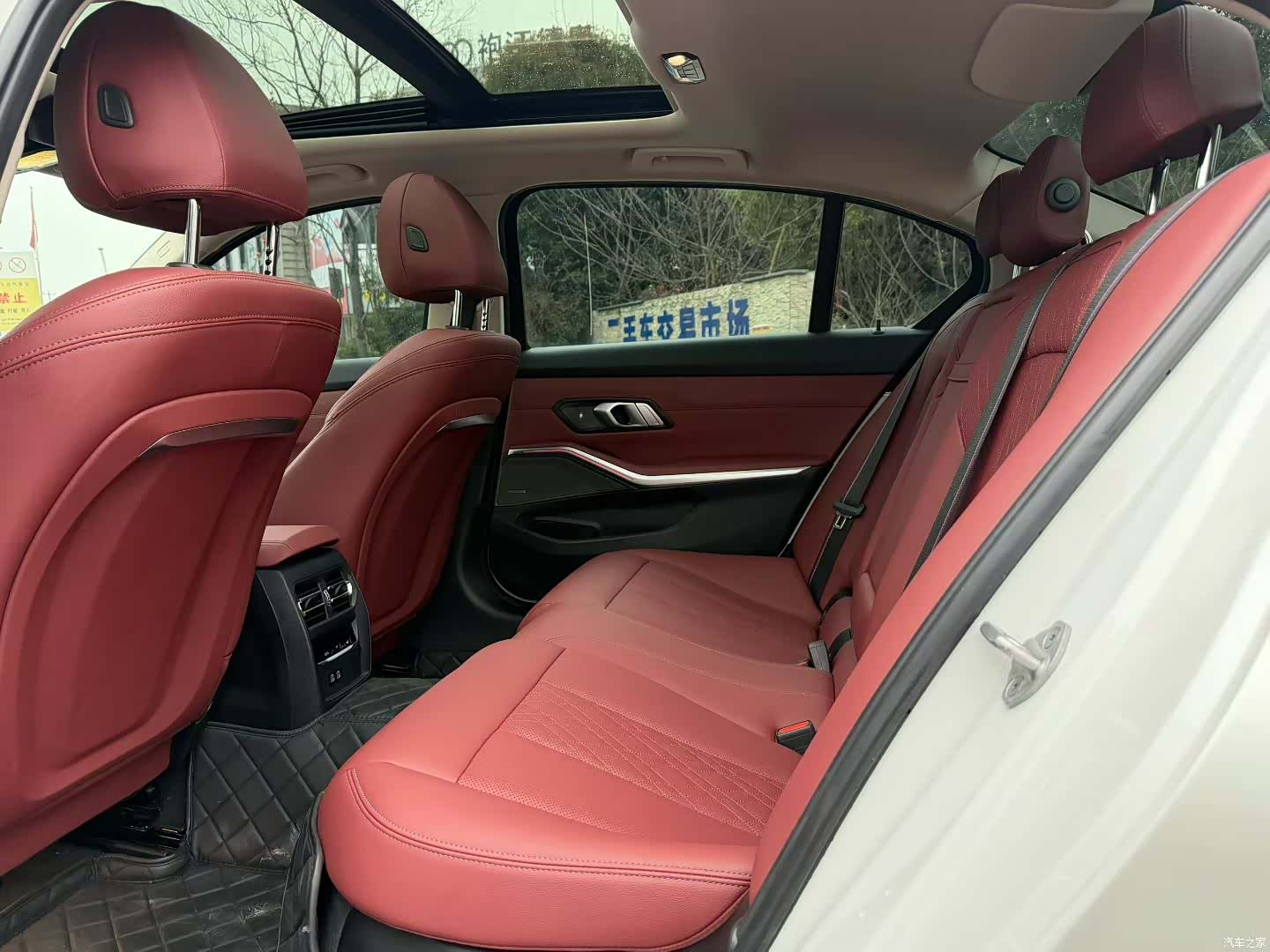 BMW 3 Series, 2023 7