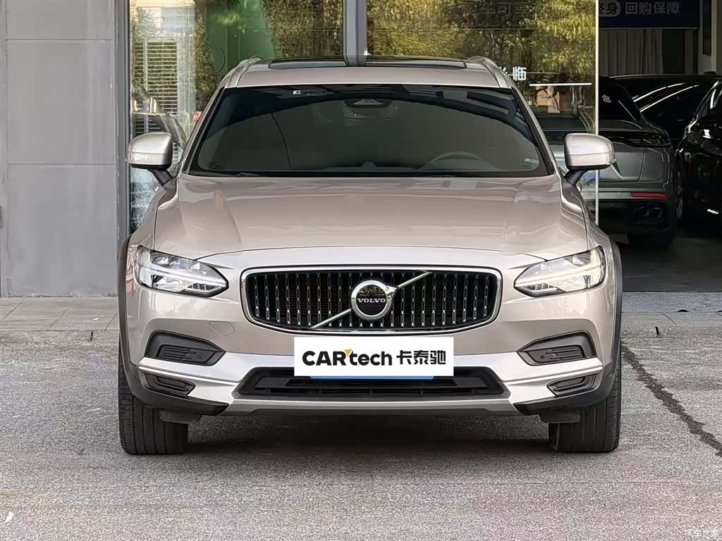 Volvo V90