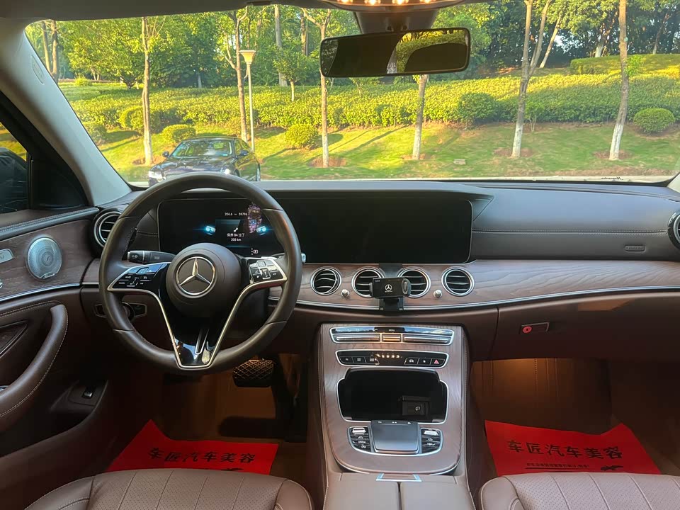 Mercedes-Benz E-class Mercedes-Benz E-class