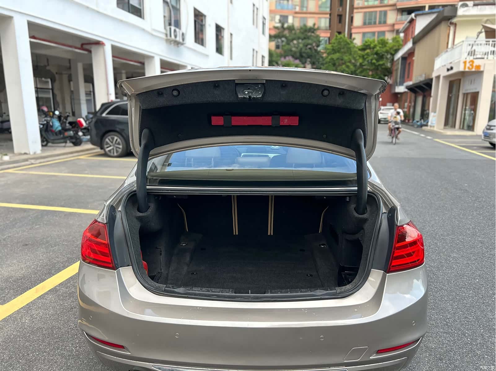 BMW 3 Series, 2015 38