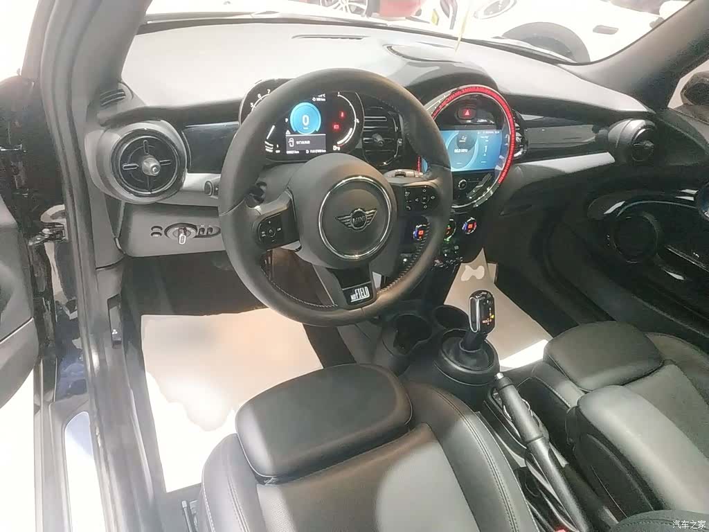 Mini Cooper, 2024 6