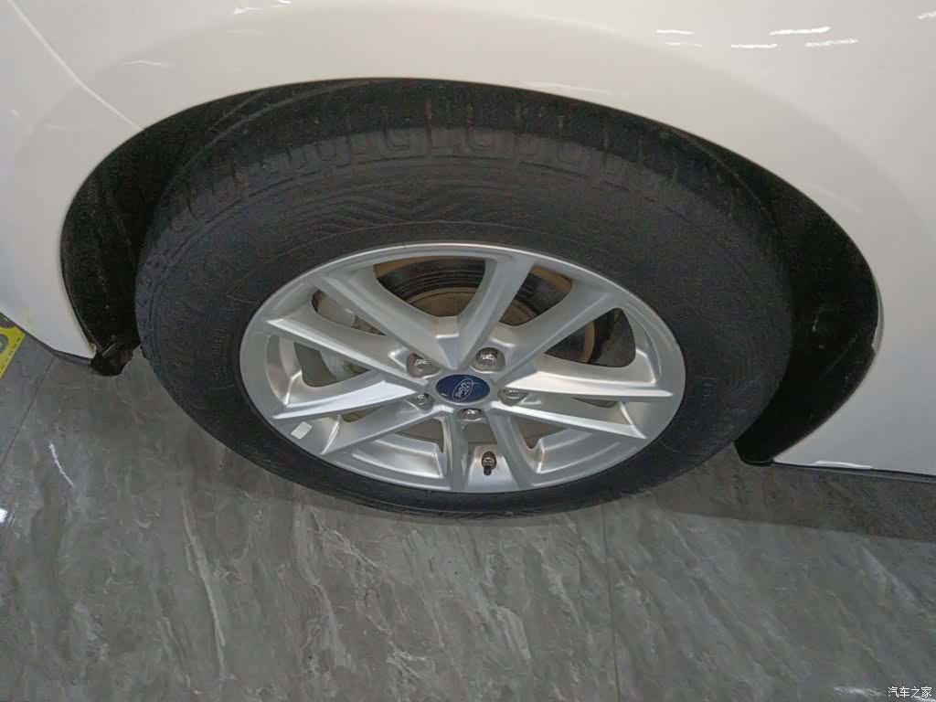 Ford Focus, 2018 23