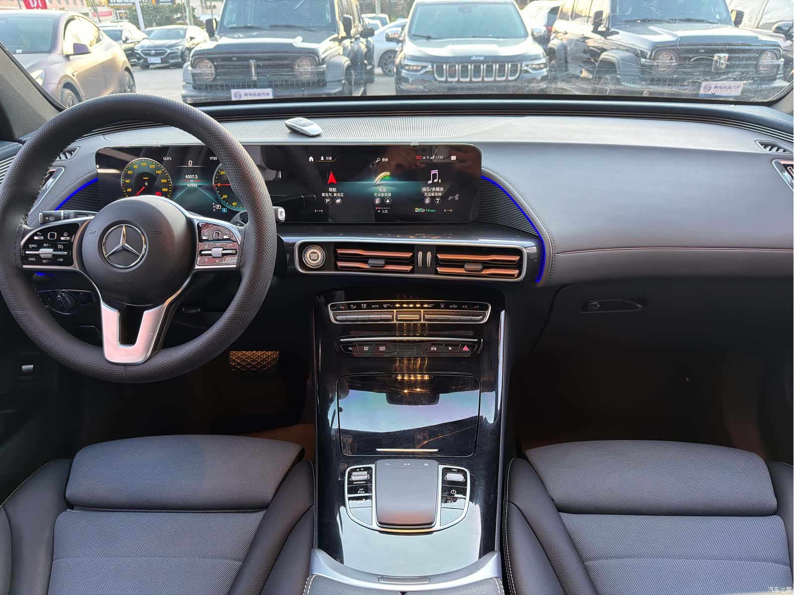 Mercedes-Benz EQC, 2022 16