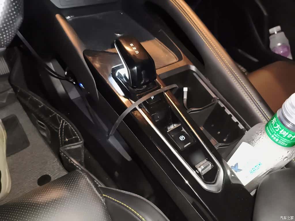 Geely Coolray, 2023 7