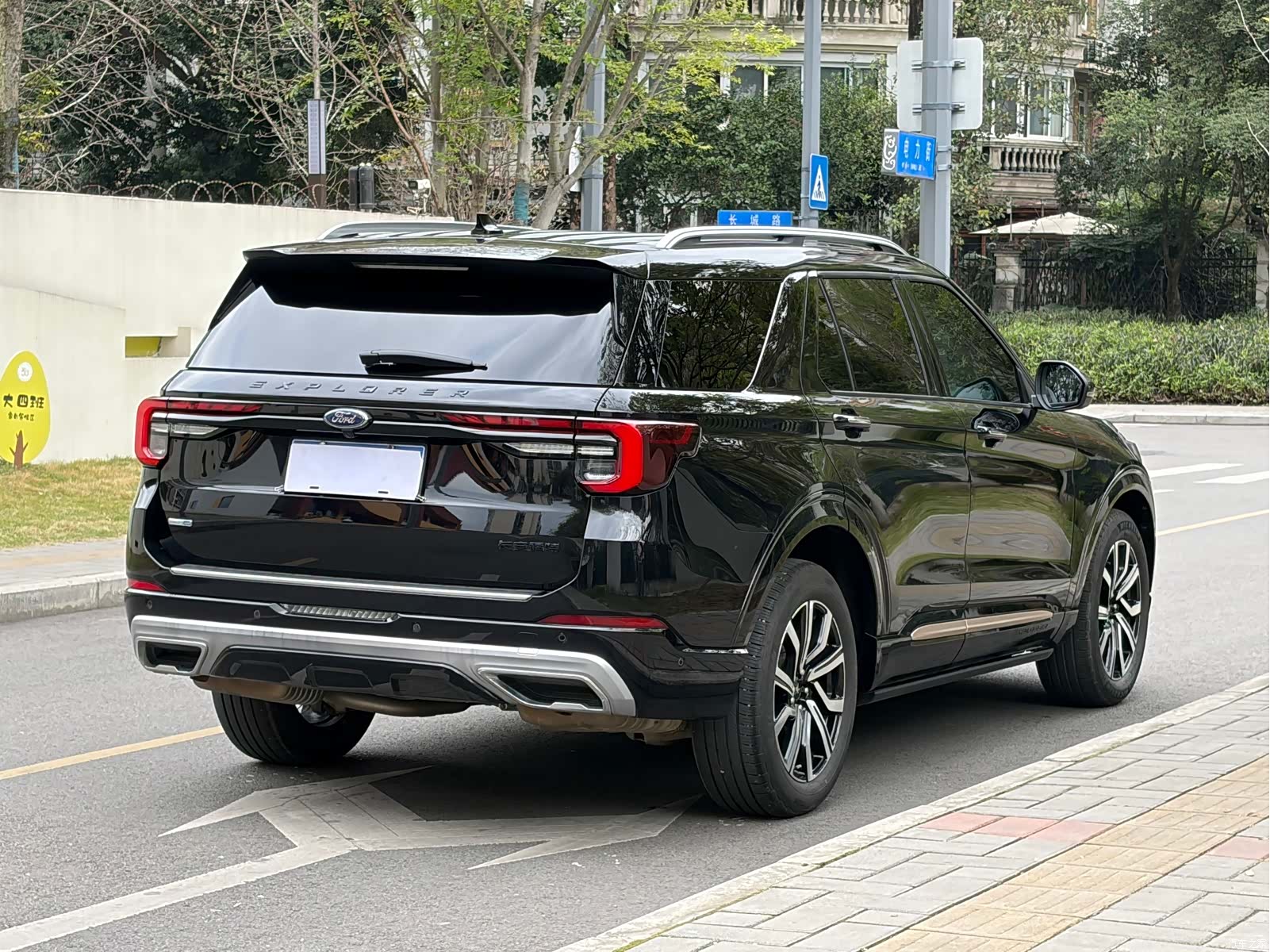 Ford Explorer, 2024 9