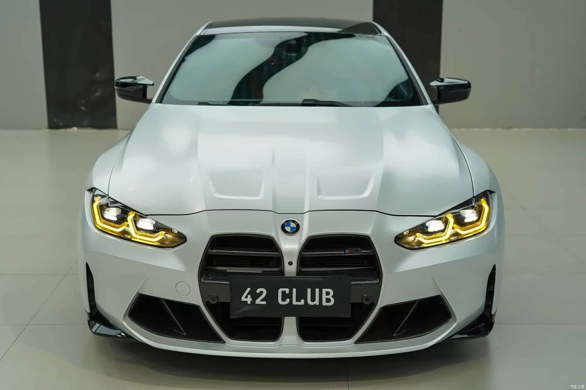 BMW M4, 2022 3