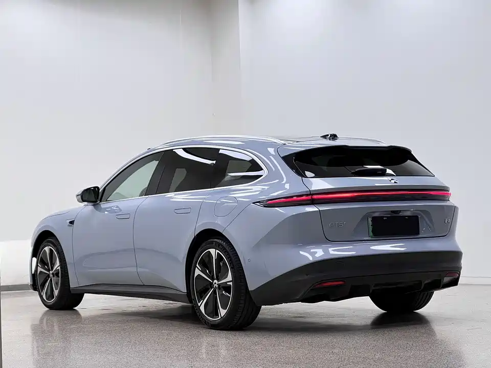 NIO ET5T