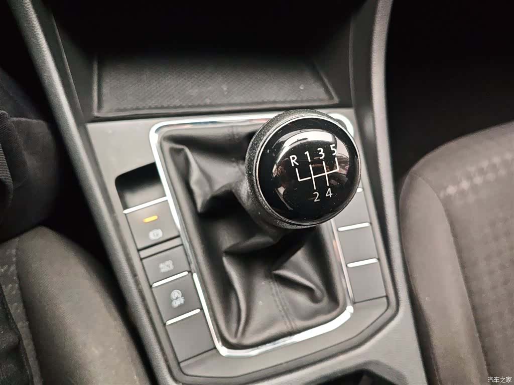 Volkswagen Bora, 2022 14