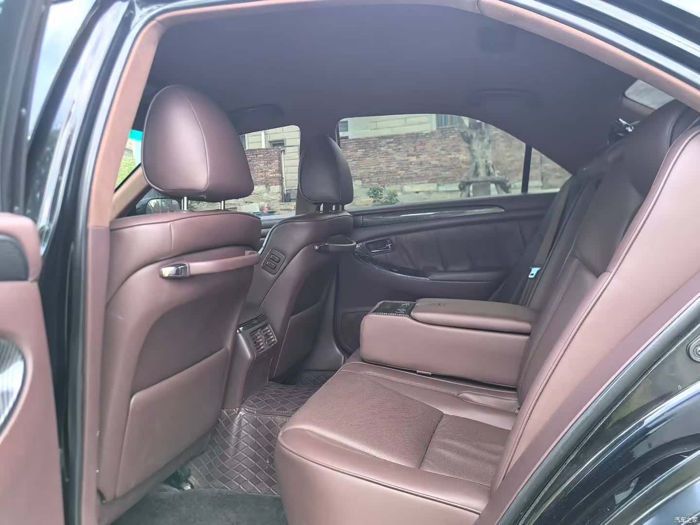 Toyota Crown, 2007 9