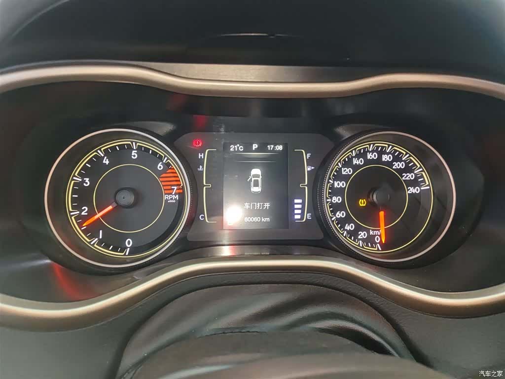 Jeep Cherokee, 2016 12