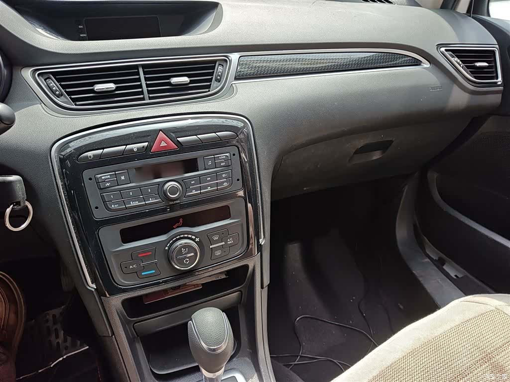 Peugeot 308, 2016 6