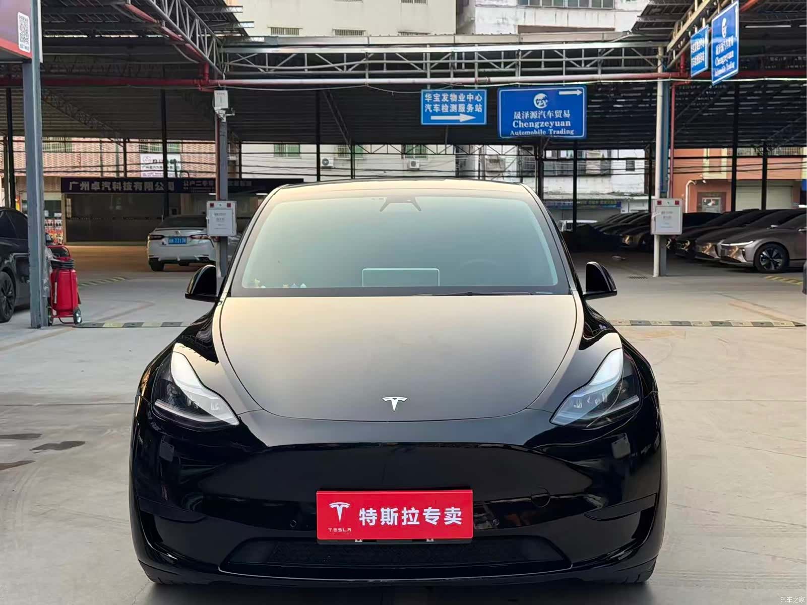 Tesla Model Y, 2022 2