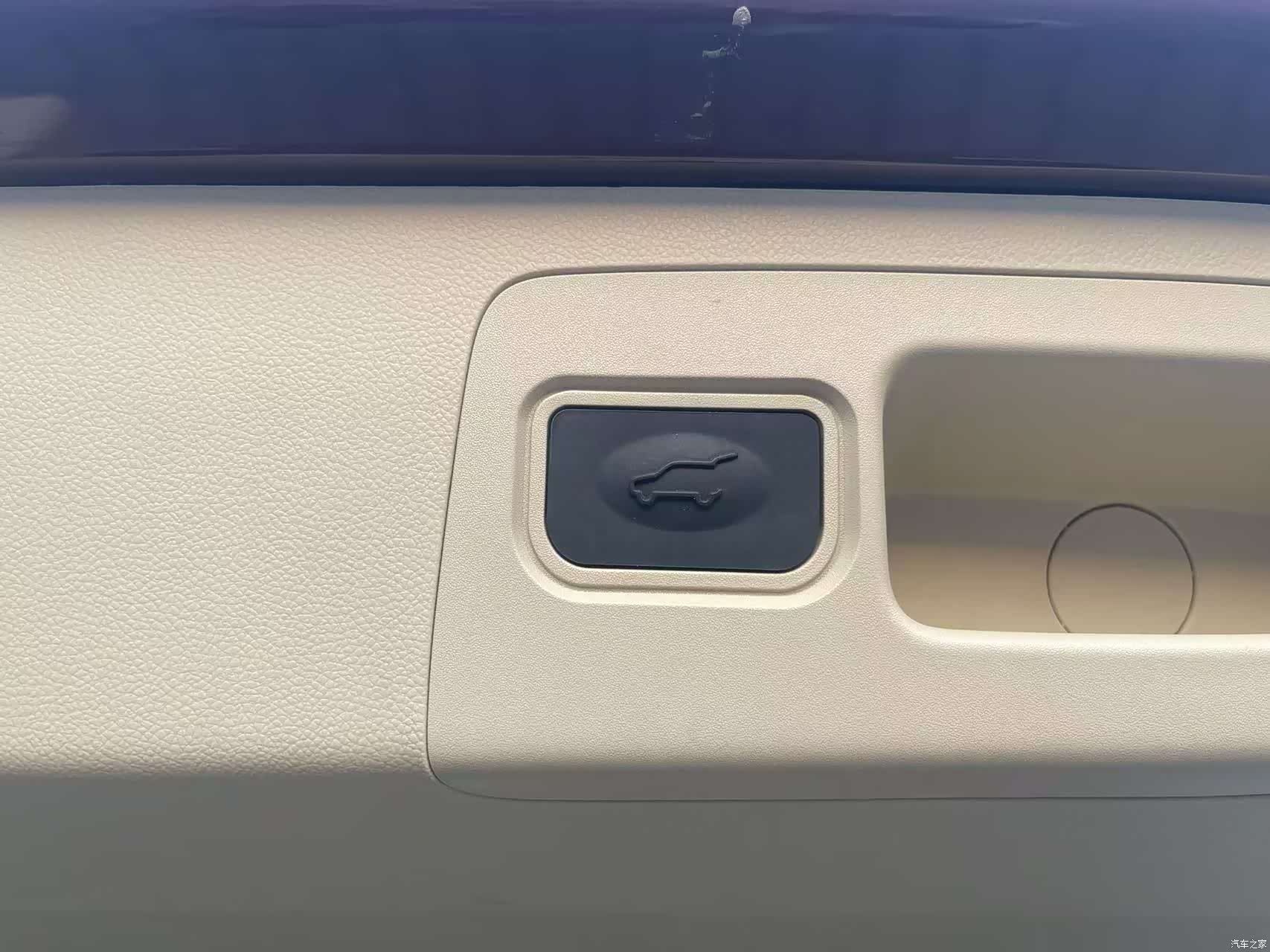 Buick GL8, 2022 10