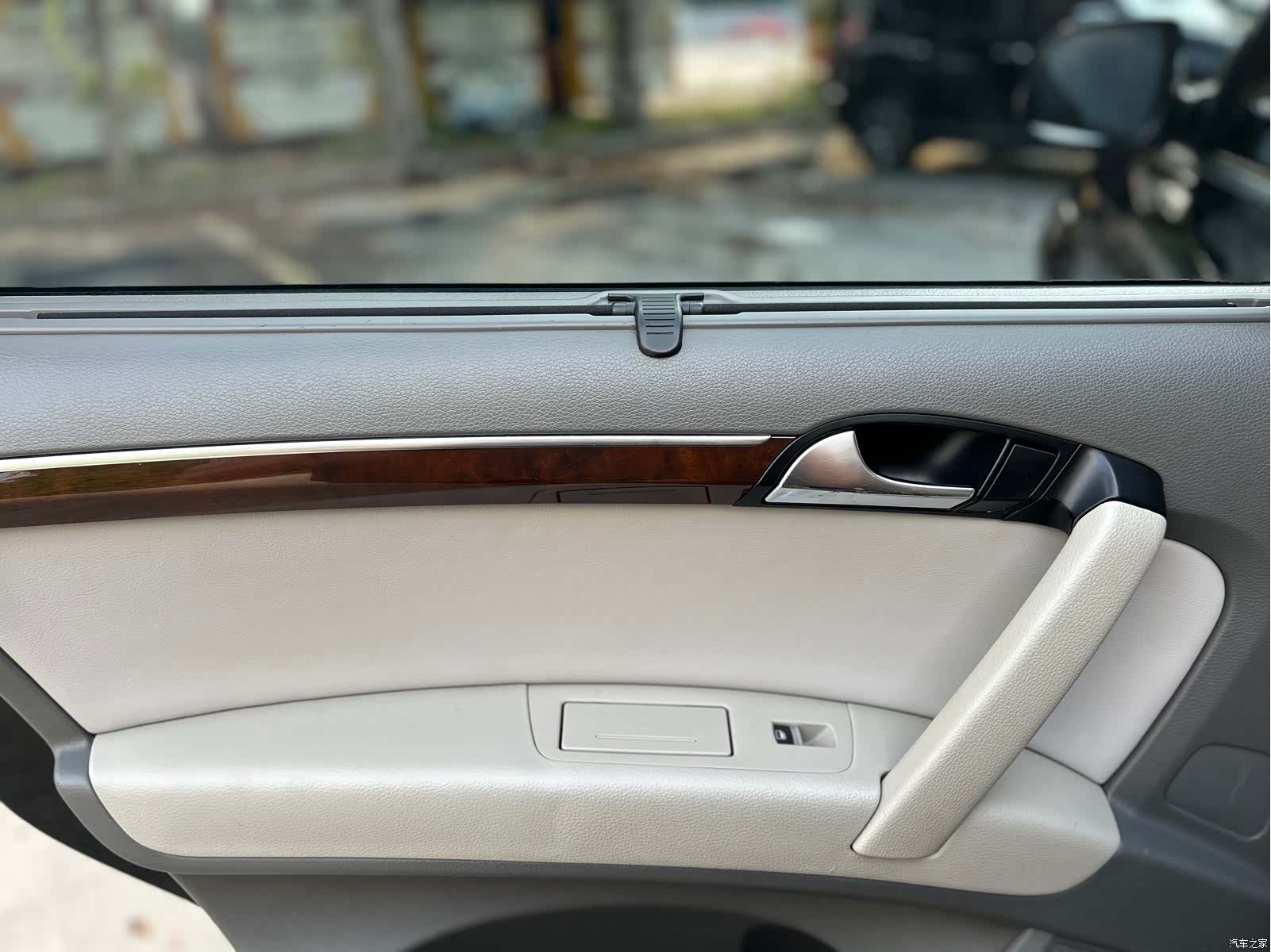 Audi Q7, 2011 26