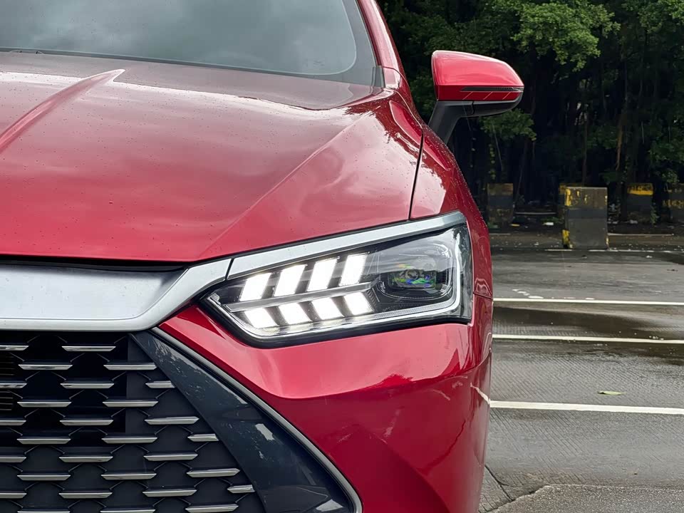 BYD Qin Yuan BYD Qin Yuan