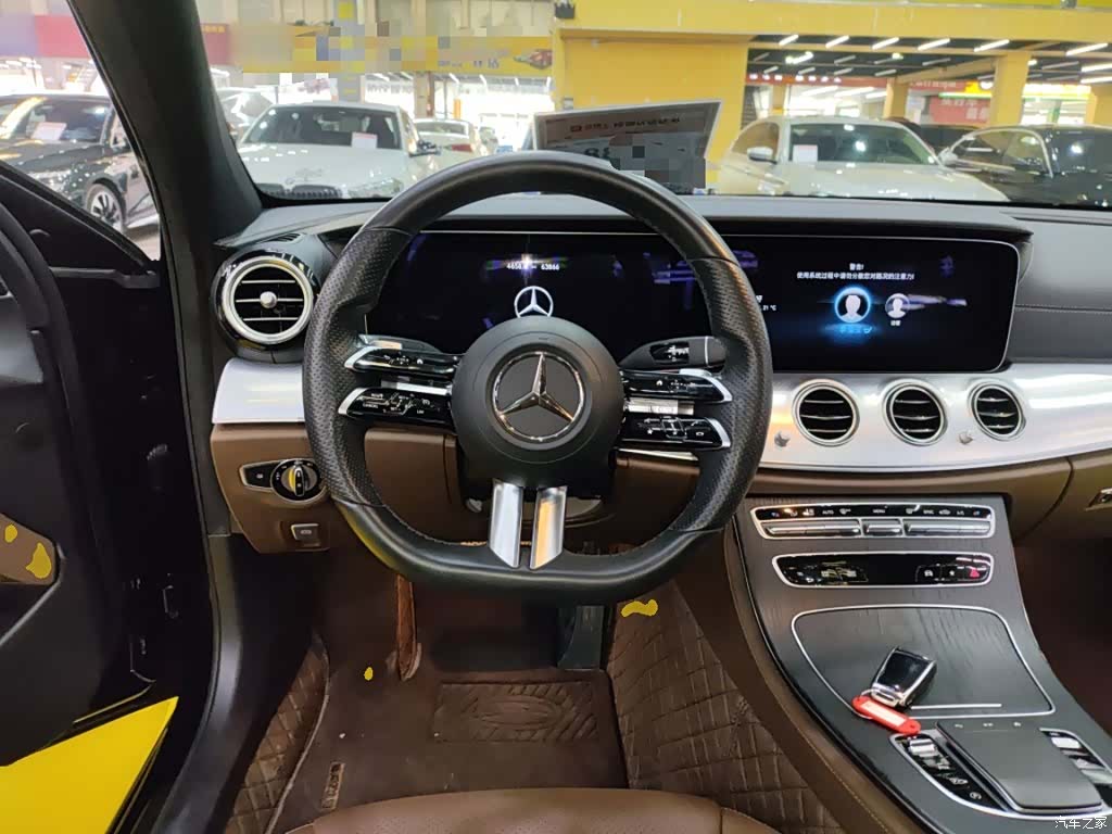 Mercedes-Benz E-Class, 2022 3