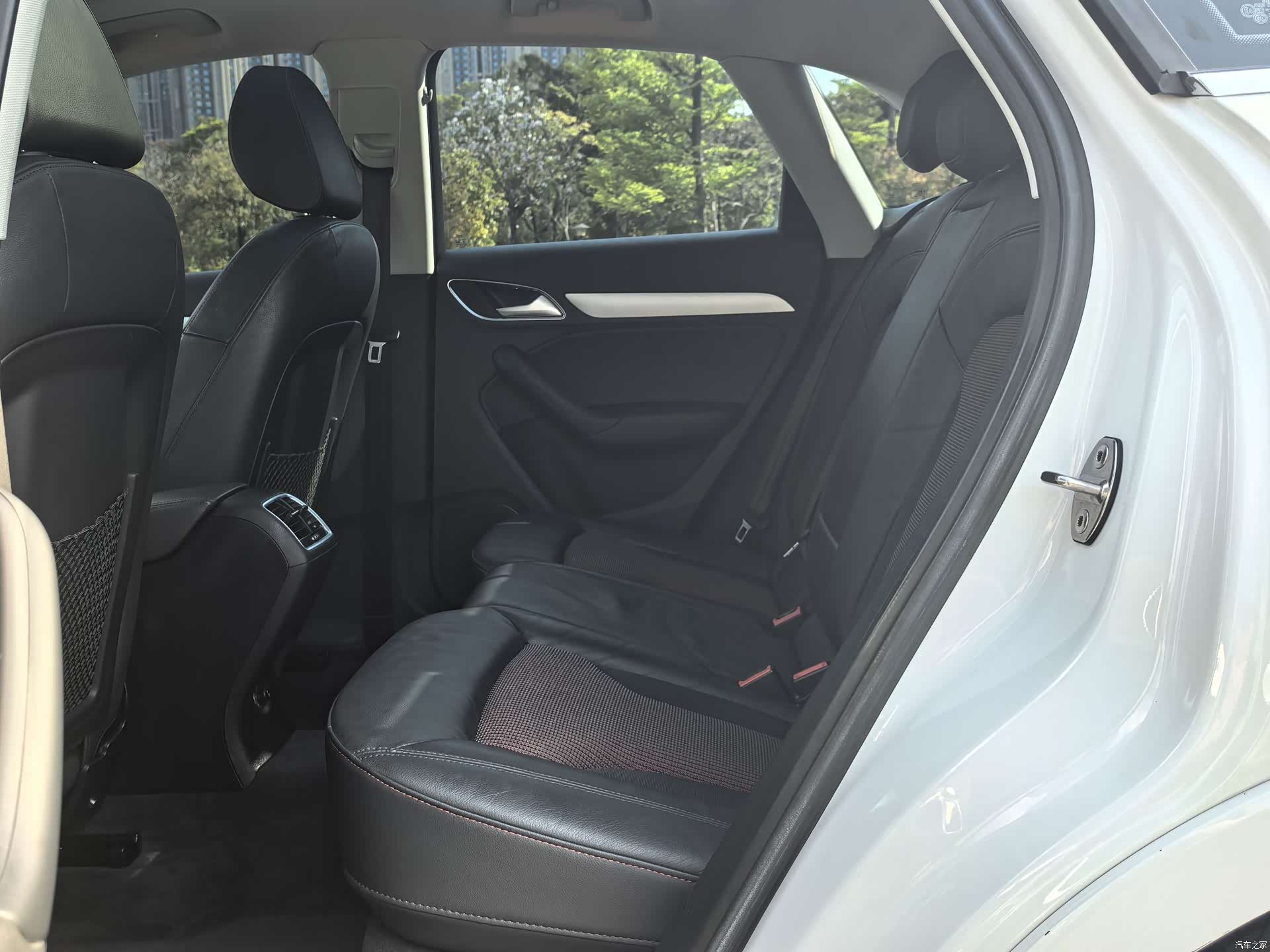 Audi Q3, 2019 7
