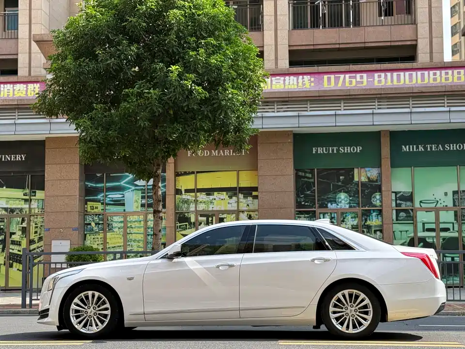 Cadillac CT6
