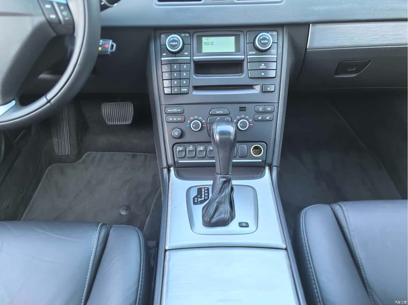 Volvo XC90, 2014 11
