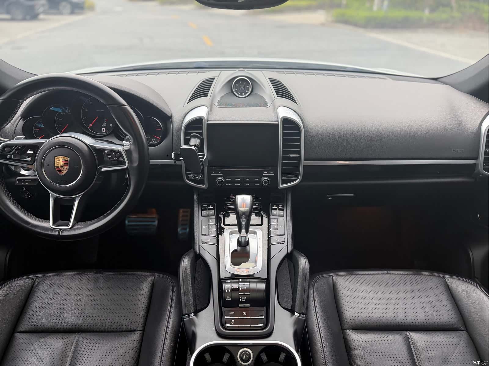 Porsche Cayenne, 2017 8