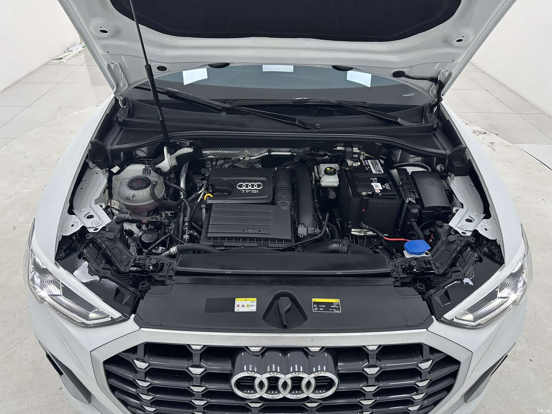 Audi Q3, 2023 18