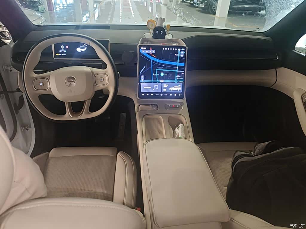 NIO ES6, 2025 6