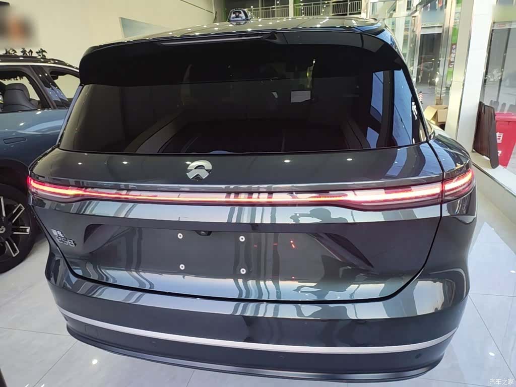 NIO ES8, 2023 6