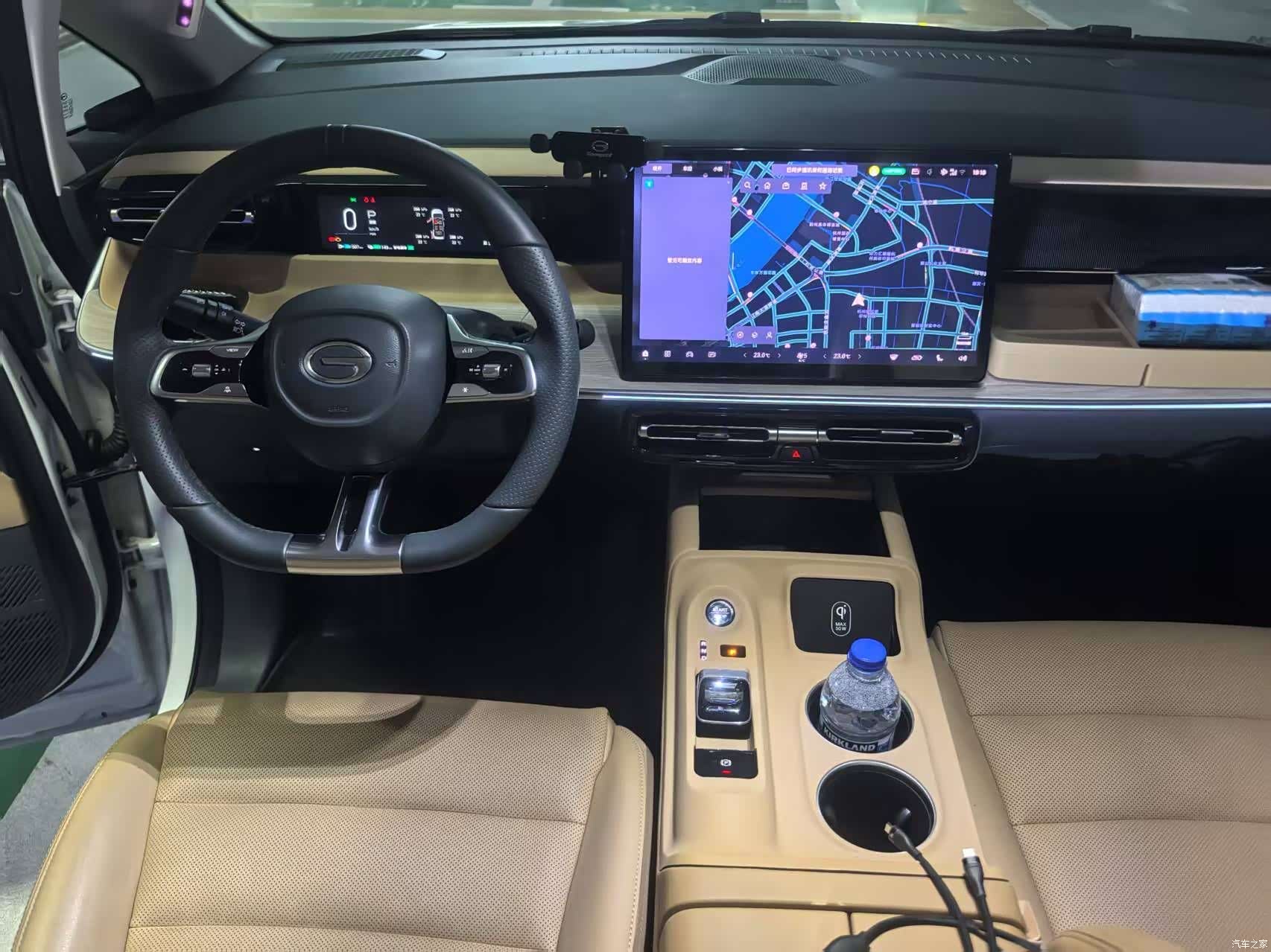 Trumpchi E8, 2024 4