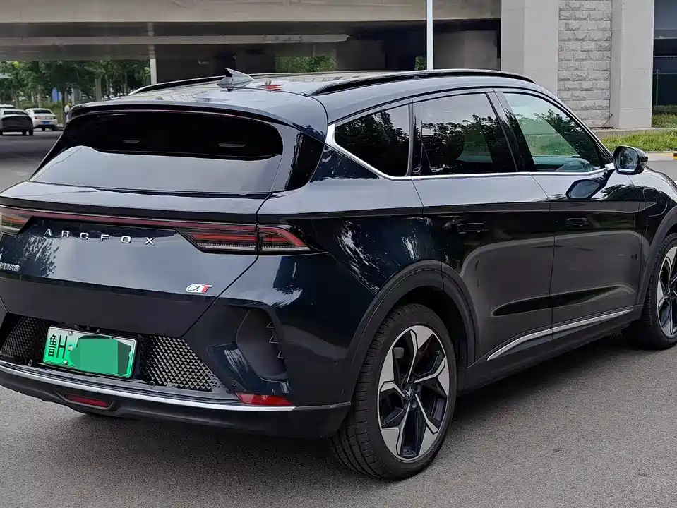 ARCFOX Polar Fox Alpha T