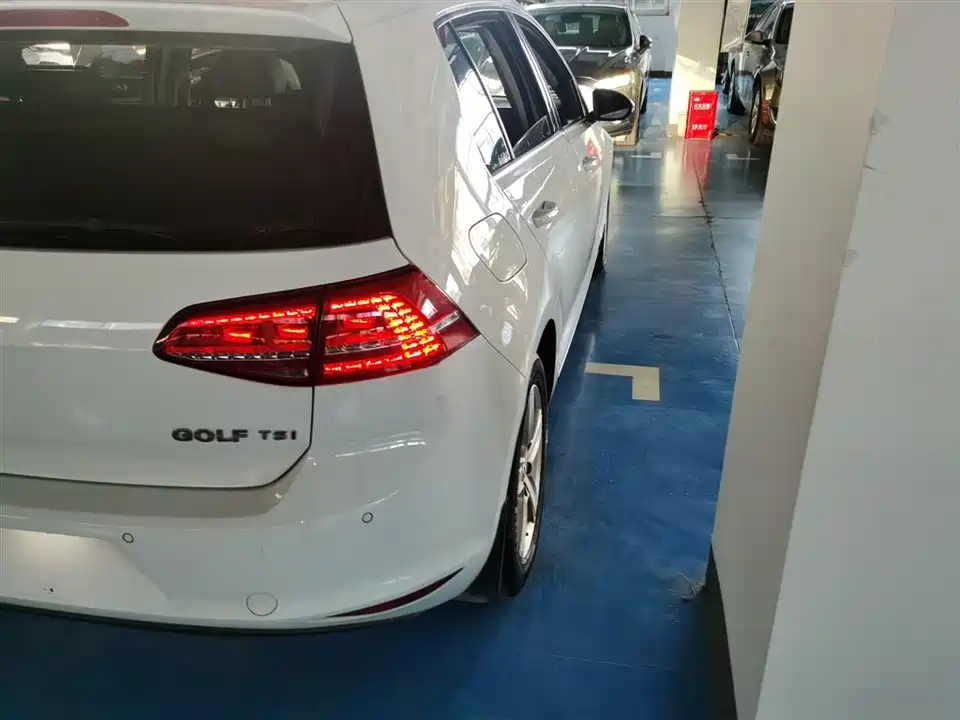 Volkswagen golf