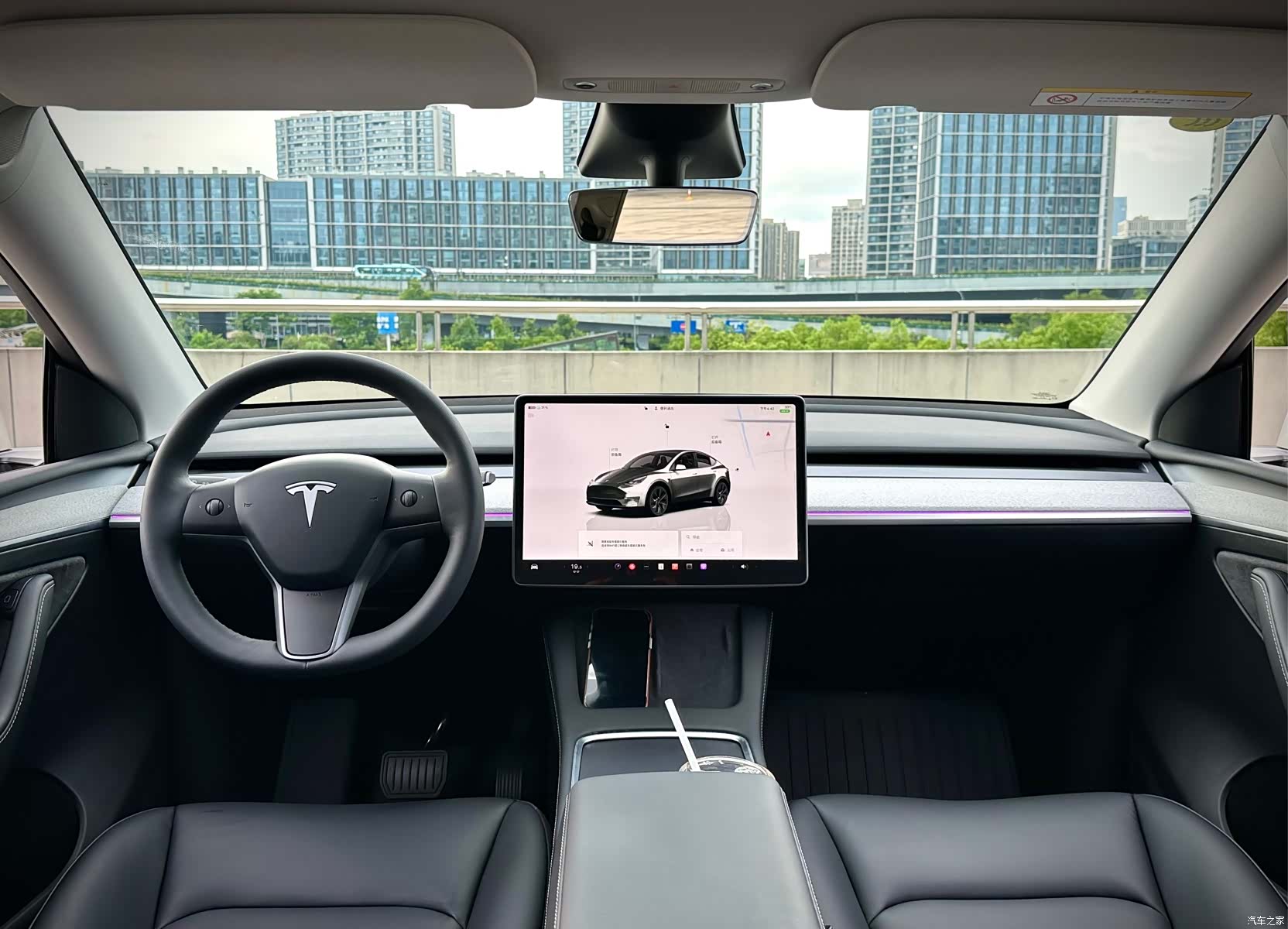 Tesla Model Y, 2023 11