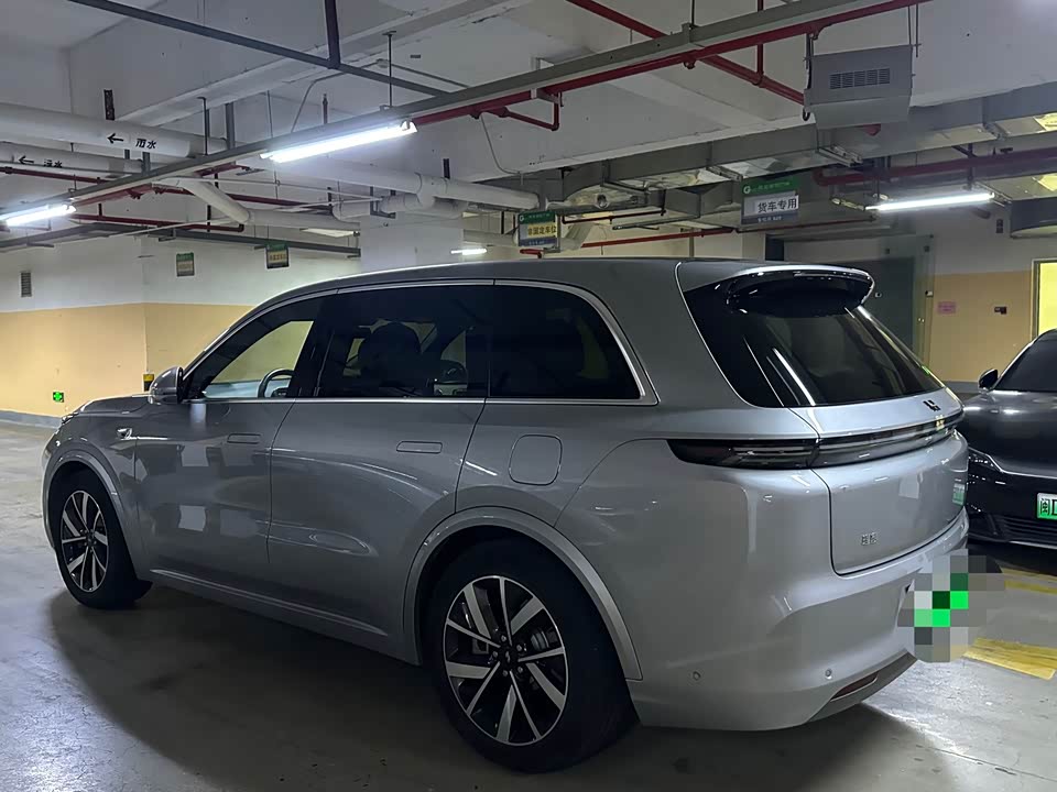 Li Auto Ideal L8
