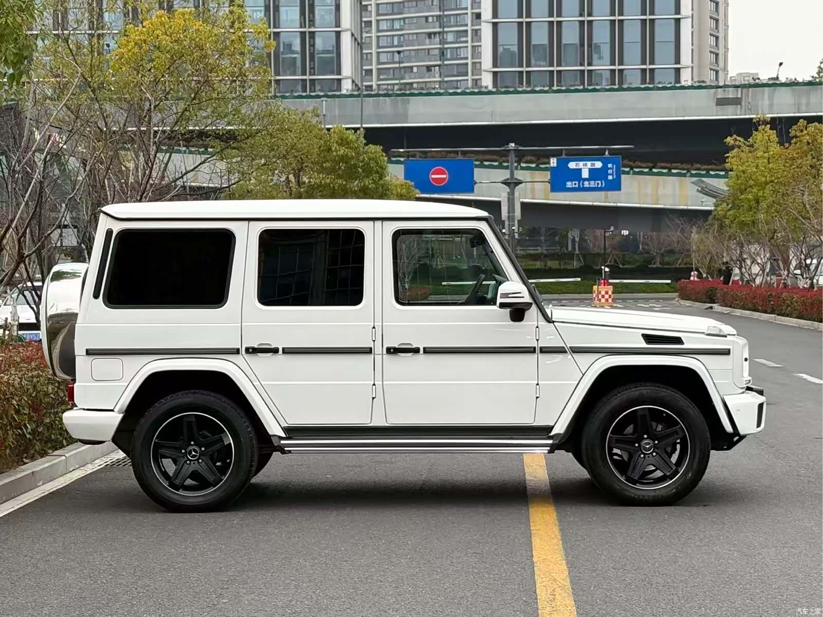 Mercedes-Benz G-Class, 2019 4