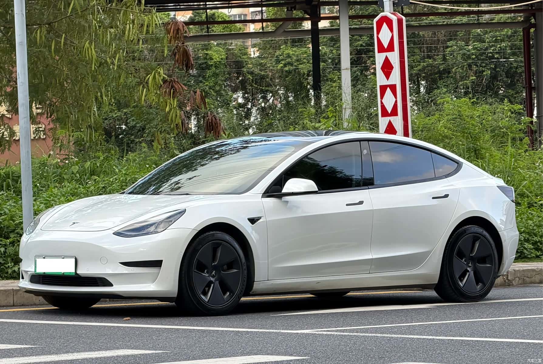 Tesla Model 3, 2021 1