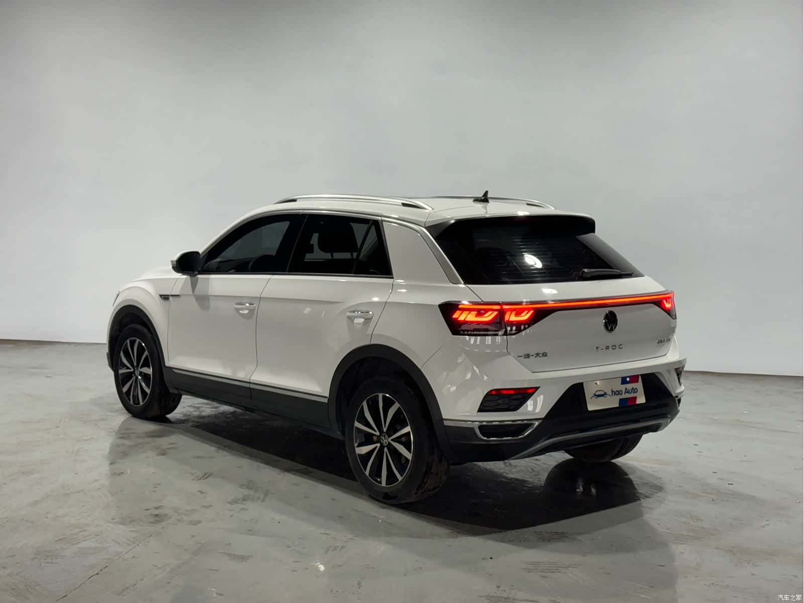 Volkswagen T-ROC, 2023 6