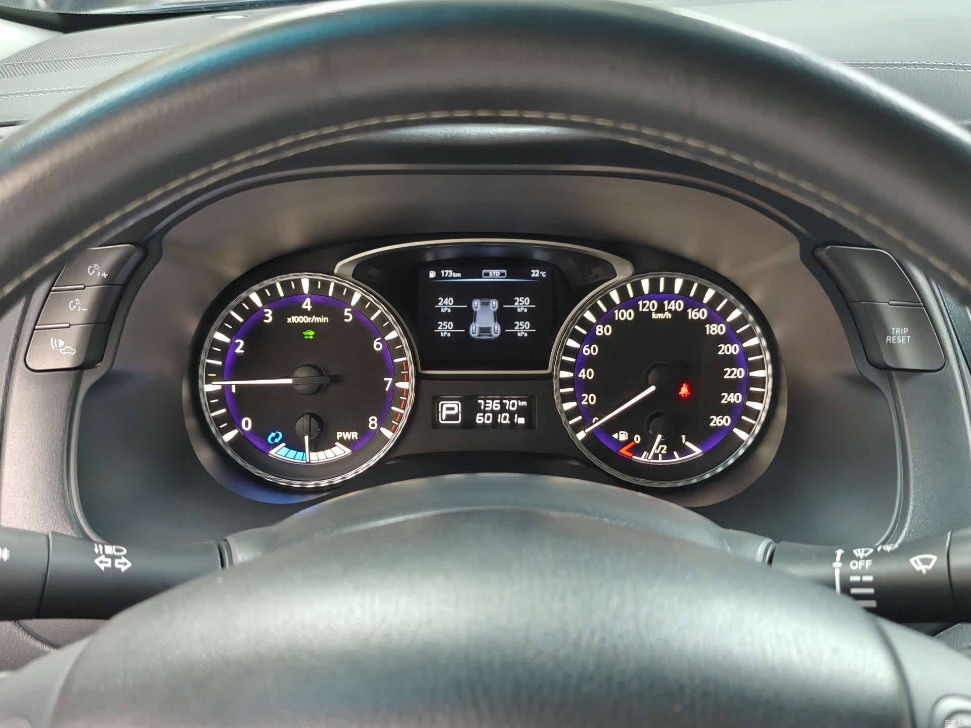 Infiniti QX60, 2019 9