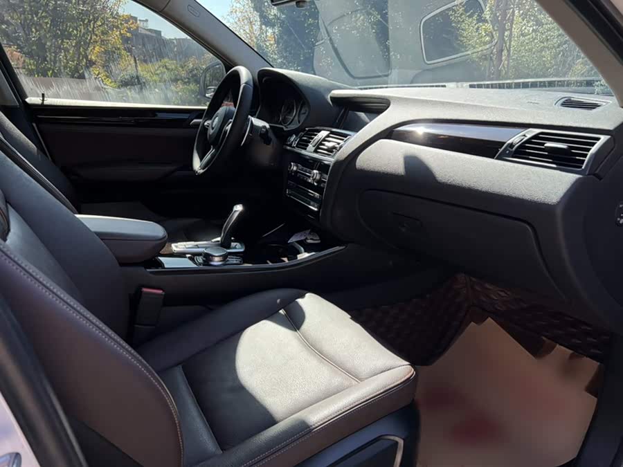 BMW X4 2017, фото 17