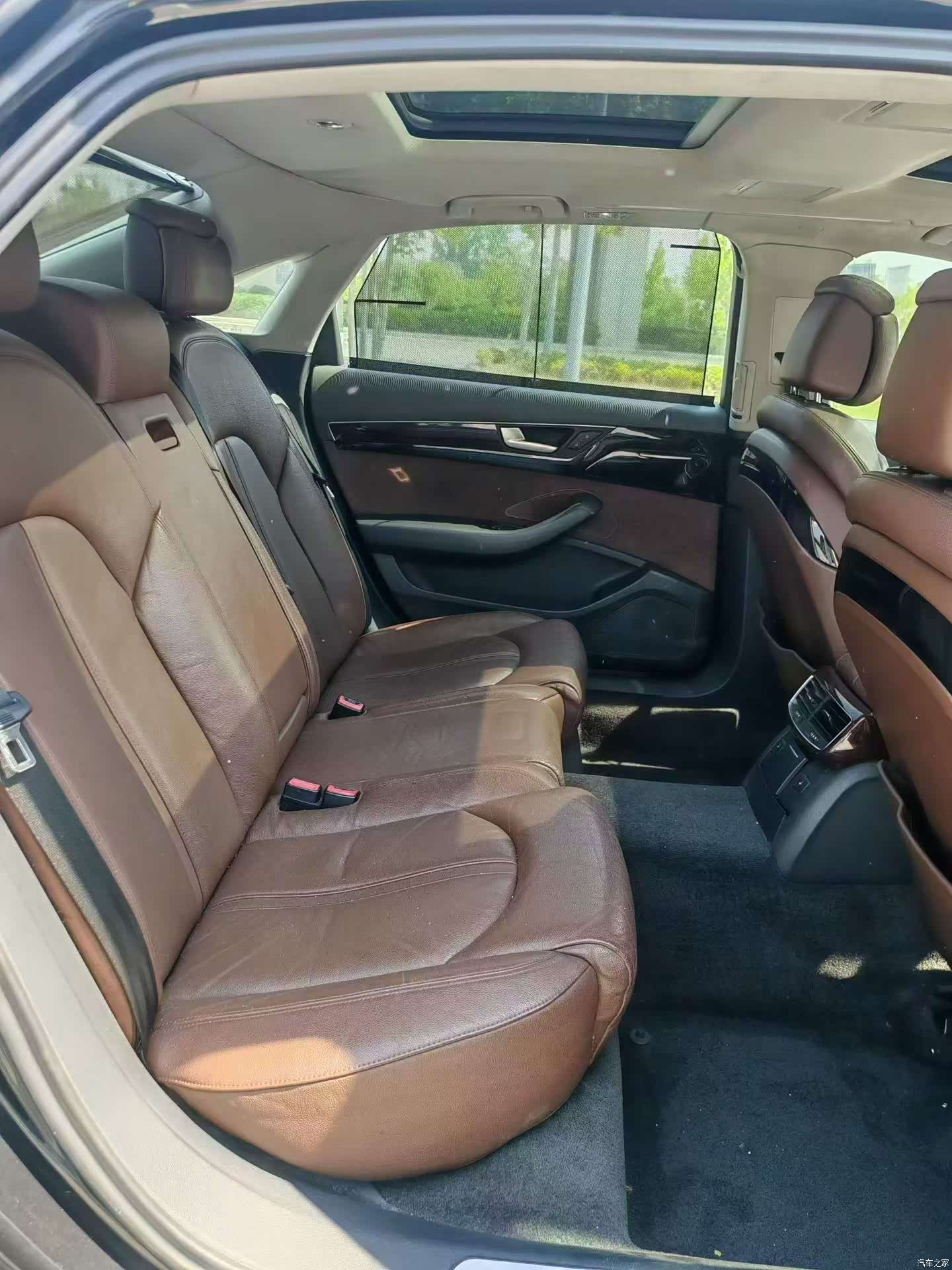 Audi A8L, 2011 4