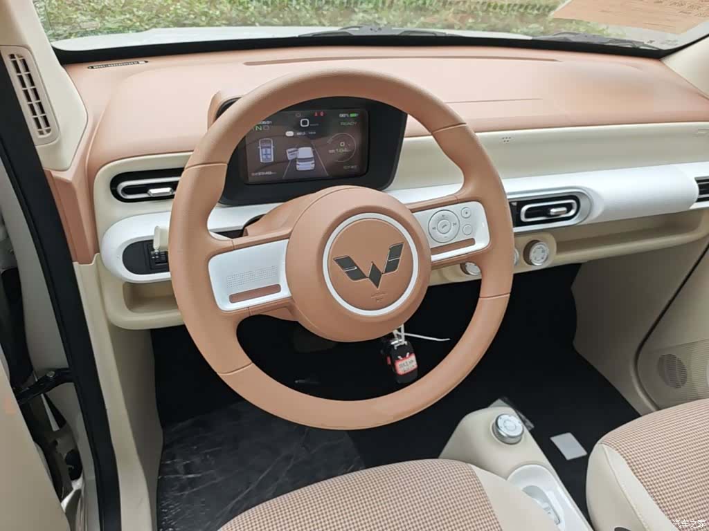 Wuling MINIEV, 2026 11