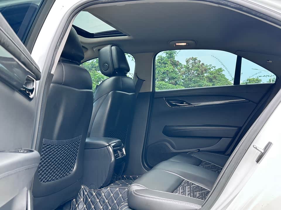 Cadillac ATS-L