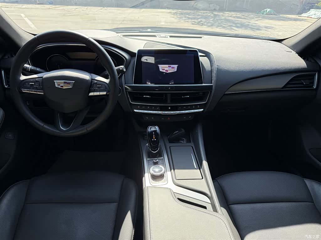 Cadillac CT5, 2023 22