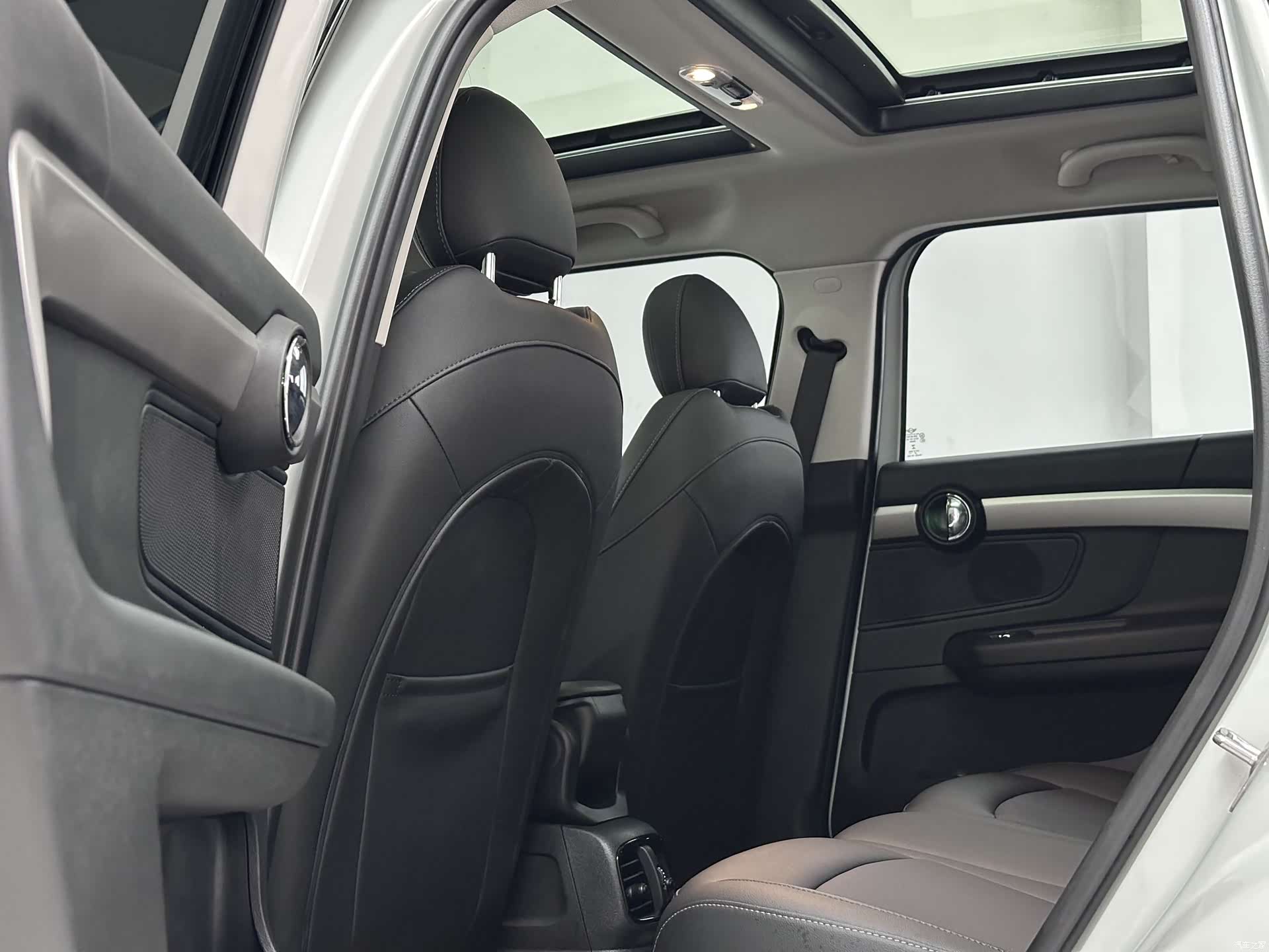 Mini Countryman, 2021 11
