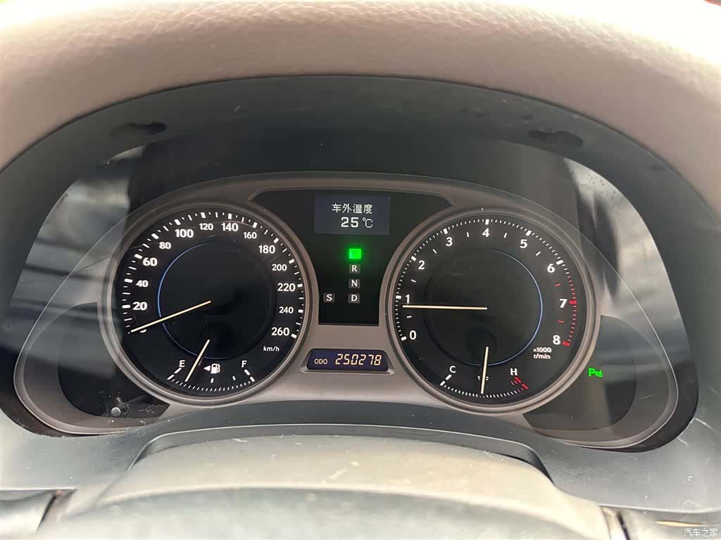 Lexus IS, 2009 16