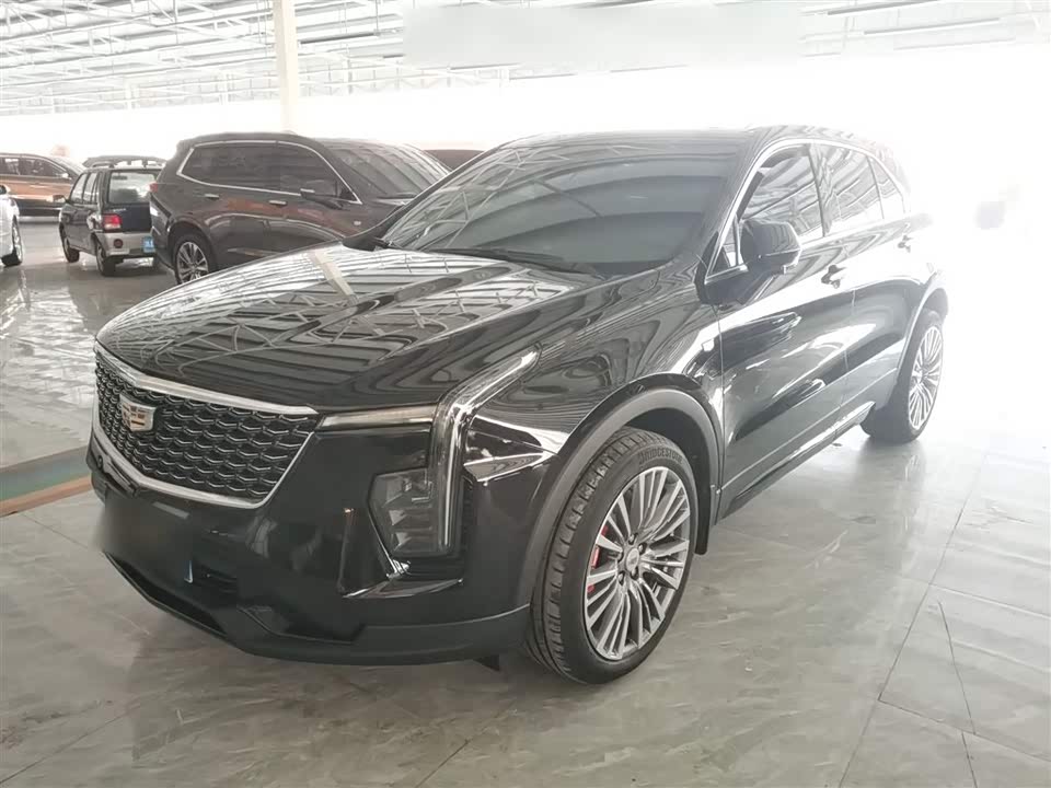 Cadillac XT4